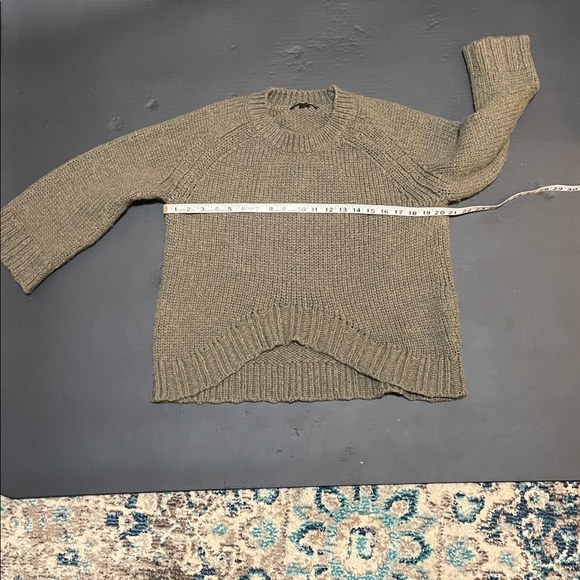 Theyskins Theory Cozy army green Knit Sweater - Picture 12 of 16